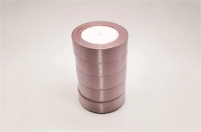 Лента атласная на пенопласте (25мм х 25ярд) Розовый светлый 92 03819