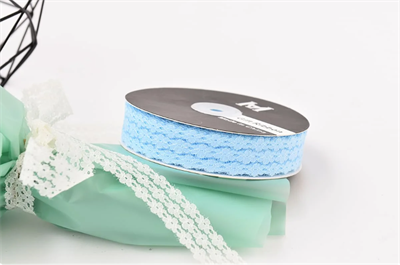 Лента кружевная дизайн «3 Цветка» (2,5см х 35 ярд) Голубой 00265