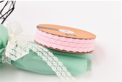 Лента кружевная дизайн «3 Цветка» (2,5см х 35 ярд) Нежно-розовый 00266