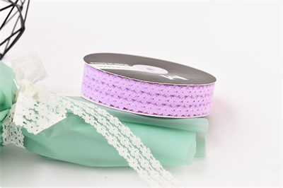 Лента кружевная дизайн «3 Цветка» (2,5см х 35 ярд) Сиреневый 00261