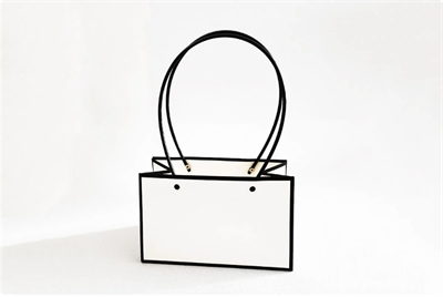 Пакет для цветов крафт форма-2 размер XL (22 х 10.5 х 13.5см) 10 шт Белый с чёрным, плотность 230 гр 18351