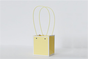 Пакет для цветов крафт окантовка форма-2 размер M (11.5 х 10.5 х 13см) 10 шт Лимонный, плотность 230 гр 21396