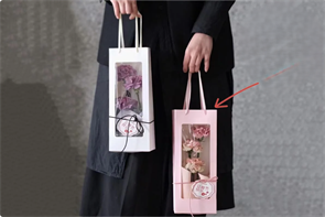 Пакет для цветов крафт плотный узкий с окошком и атласными ручками (13 x 8 x 35см, 10 шт) Розовый 17218