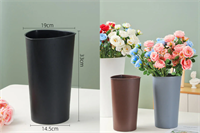 Ваза флориста треугольная горловина размер M (h=33см, верх 19см) Чёрный 20217